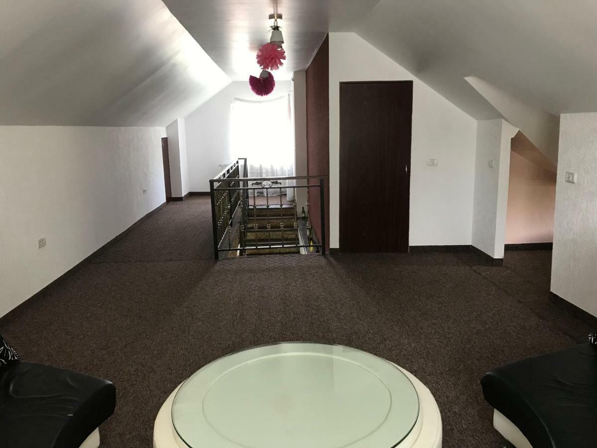 Casa De Vacanta Dalia Si Crina Babadag Eksteriør bilde